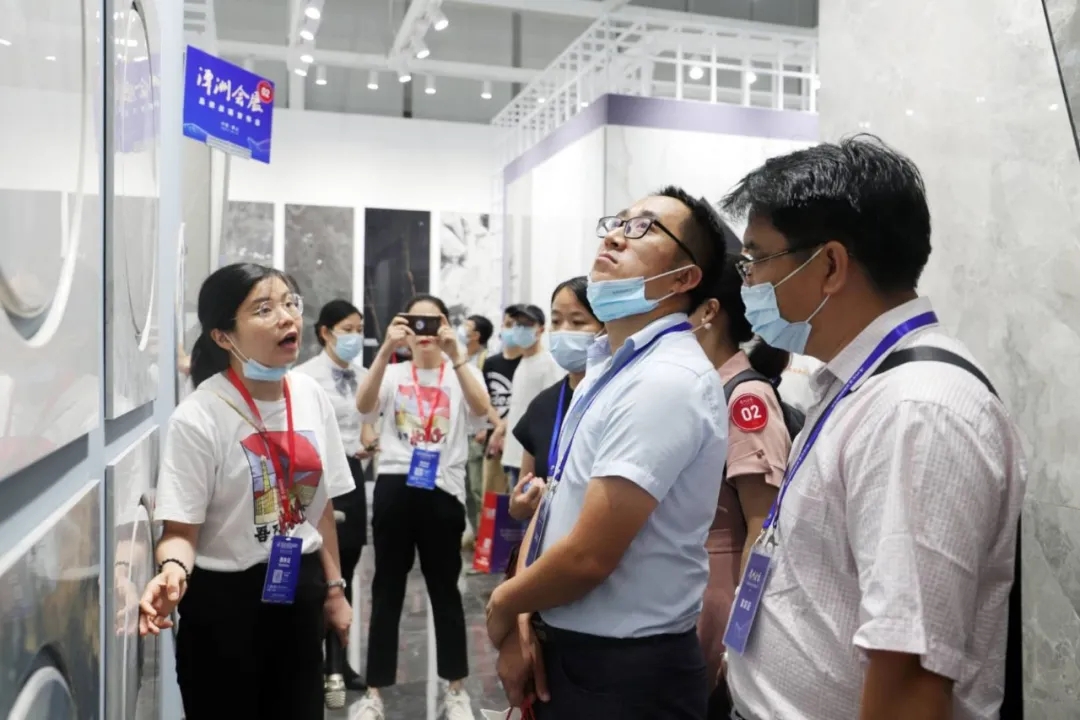 政府高层参观色多多导航入口展位